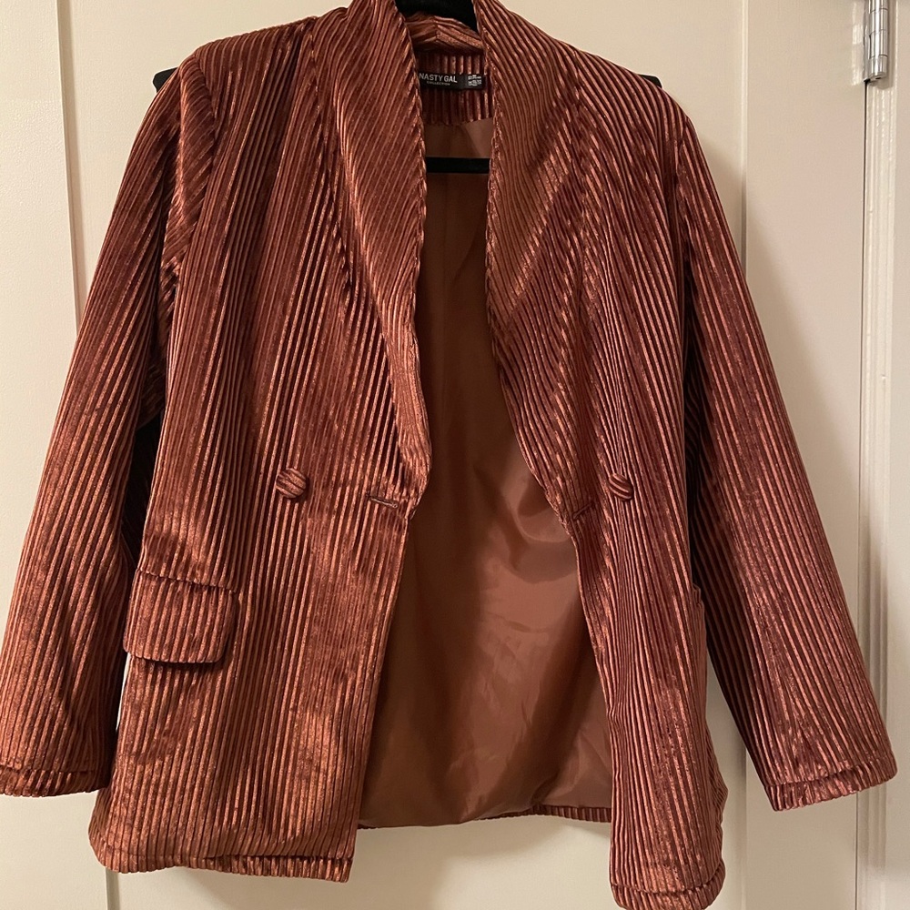 Nastygal velvet Blazer
